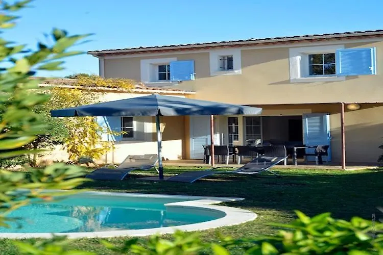 Holiday home Luxury Provencal Villa With Ac In Charming Lub Ron Region